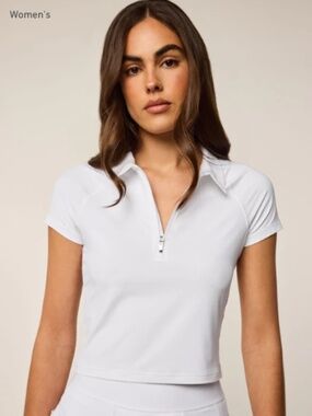 Greyson Halley Quarter Zip Cropped Short Sleeve Polo